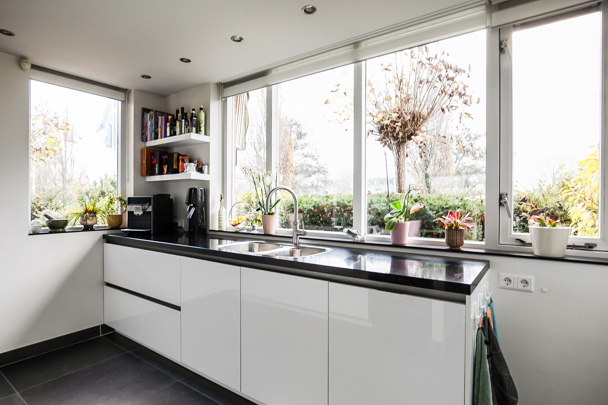 Taniaburg 36 , 2135 BX Hoofddorp 17